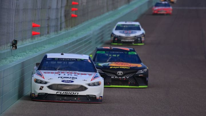 HOMESTEAD, FL - NOVEMBER 18: Brad Keselowski, driver of the #2 Discount Tire Ford, leads a pack of cars during the Monster Energy NASCAR Cup Series Ford EcoBoost 400 at Homestead-Miami Speedway on November 18, 2018 in Homestead, Florida. (Photo by Chris Trotman/Getty Images)