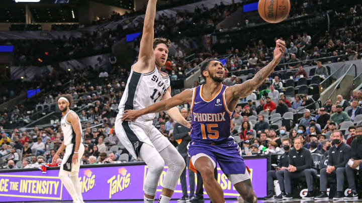 Doug McDermott and Cameron Payne, Phoenix Suns (Photo by Ronald Cortes/Getty Images)