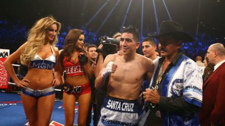 Leo Santa Cruz vs Abner Mares live stream Watch online
