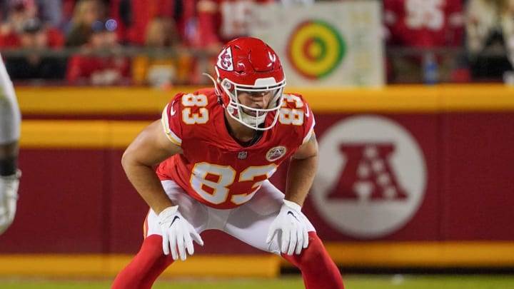 Nov 7, 2021; Kansas City, Missouri, USA; Kansas City Chiefs tight end Noah Gray (83) on the line of scrimmage against the Green Bay Packers during the game at GEHA Field at Arrowhead Stadium. Mandatory Credit: Denny Medley-USA TODAY Sports