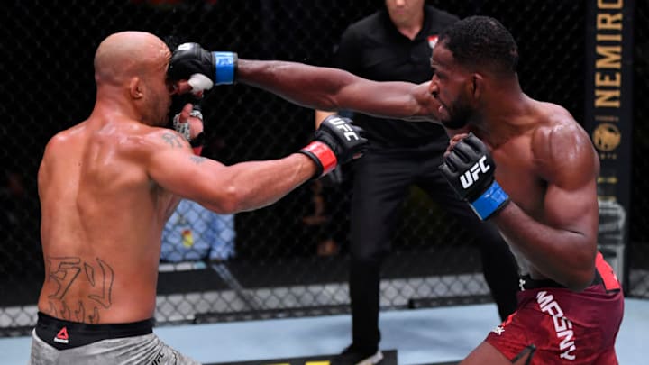 LAS VEGAS, NEVADA - AUGUST 29: (R-L) Neil Magny punches Robbie Lawler in their welterweight fight during the UFC Fight Night event at UFC APEX on August 29, 2020 in Las Vegas, Nevada. (Photo by Jeff Bottari/Zuffa LLC)