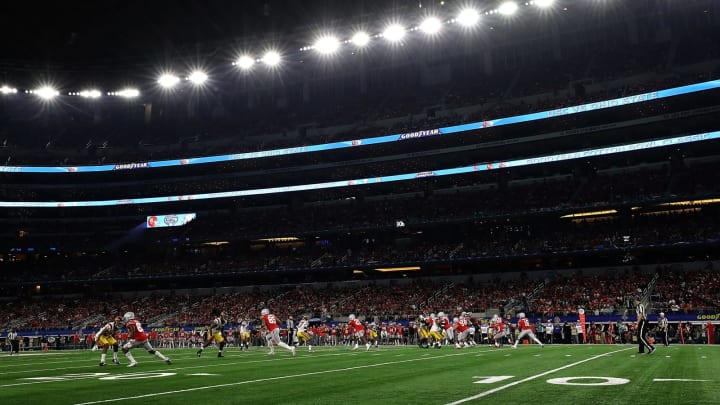 ARLINGTON, TX – DECEMBER 29: A general view of play between the USC Trojans and the Ohio State Buckeyes during the Goodyear Cotton Bowl at AT&T Stadium on December 29, 2017 in Arlington, Texas. (Photo by Ronald Martinez/Getty Images)