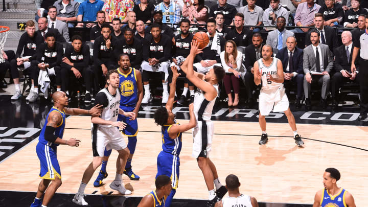 SAN ANTONIO, TX – APRIL 19: Kyle Anderson #1 of the San Antonio Spurs shoots the ball against the Golden State Warriors in Game Three of Round One of the 2018 NBA Playoffs on April 19, 2018 at the AT&T Center in San Antonio, Texas. NOTE TO USER: User expressly acknowledges and agrees that, by downloading and or using this photograph, user is consenting to the terms and conditions of the Getty Images License Agreement. Mandatory Copyright Notice: Copyright 2018 NBAE (Photos by Noah Graham/NBAE via Getty Images)