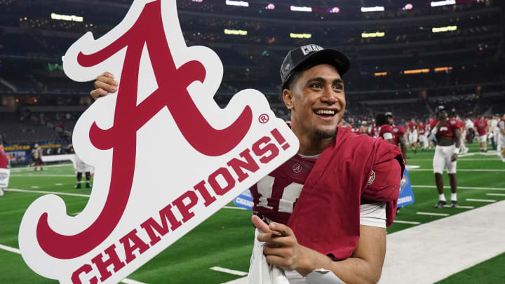 Alabama linebacker Henry To’o To’o (10) enjoys the victory after the 2021 College Football Playoff Semifinal game at the 86th Cotton Bowl in AT&T Stadium in Arlington, Texas Friday, Dec. 31, 2021. Alabama defeated Cincinnati 27-6 to advance to the national championship game. [Staff Photo/Gary Cosby Jr.]College Football Playoffs Alabama Vs CincinnatiSyndication Tuscaloosa News