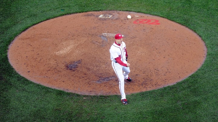 WASHINGTON, DC – MAY 14: Jonathan Papelbon #58 of the Washington Nationals celebrates after a 6-4 victory against the Miami Marlins at Nationals Park on May 14, 2016 in Washington, DC. (Photo by Greg Fiume/Getty Images)