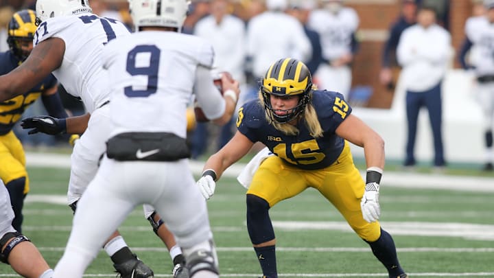 Michigan Wolverines defensive lineman Chase Winovich (15) (Photo by Scott W. Grau/Icon Sportswire via Getty Images)