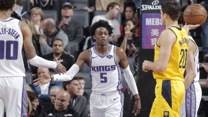 SACRAMENTO, CA – DECEMBER 1: De’Aaron Fox #5 of the Sacramento Kings looks on during the game against the Indiana Pacers on December 1, 2018 at Golden 1 Center in Sacramento, California. NOTE TO USER: User expressly acknowledges and agrees that, by downloading and or using this photograph, User is consenting to the terms and conditions of the Getty Images Agreement. Mandatory Copyright Notice: Copyright 2018 NBAE (Photo by Rocky Widner/NBAE via Getty Images)
