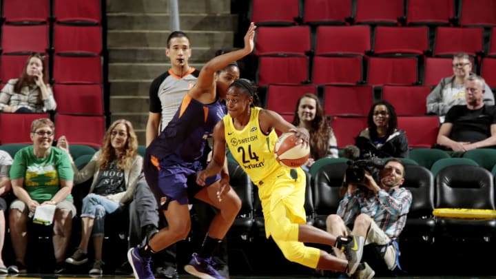 SEATTLE, WA – MAY 8: Jewell Loyd #24 of the Seattle Storm handles the ball against the Phoenix Mercury during a pre-season game on MAY 8, 2018 at KeyArena in Seattle, Washington. NOTE TO USER: User expressly acknowledges and agrees that, by downloading and/or using this Photograph, user is consenting to the terms and conditions of the Getty Images License Agreement. Mandatory Copyright Notice: Copyright 2018 NBAE (Photo by Joshua Huston/NBAE via Getty Images)