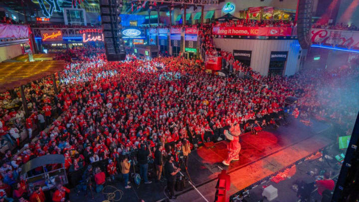 KANSAS CITY, MO - FEBRUARY 02: Fans cheer on the Chiefs at the Power and Light District as the Kansas City Chiefs play the San Francisco 49ers in the Super Bowl on February 2, 2020 in Kansas City, Kansas. (Photo by Kyle Rivas/Getty Images)