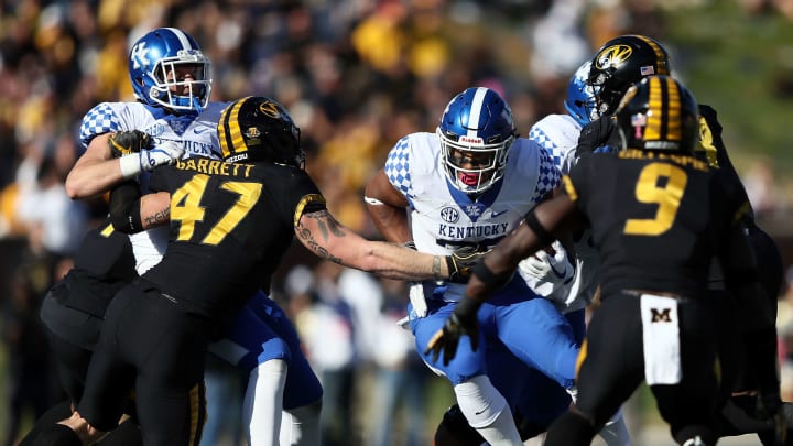 Running back Benny Snell Jr. #26 of the Kentucky Wildcats carries the ball during the game against the Missouri Tigers (Photo by Jamie Squire/Getty Images)