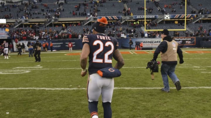 CHICAGO, IL- JANUARY 03: Matt Forte #22 of the Chicago Bears leaves the field after the game against the Detroit Lions on January 3, 2016 at Soldier Field in Chicago, Illinois. The Lions won 24-20. (Photo b David Banks/Gett Images)