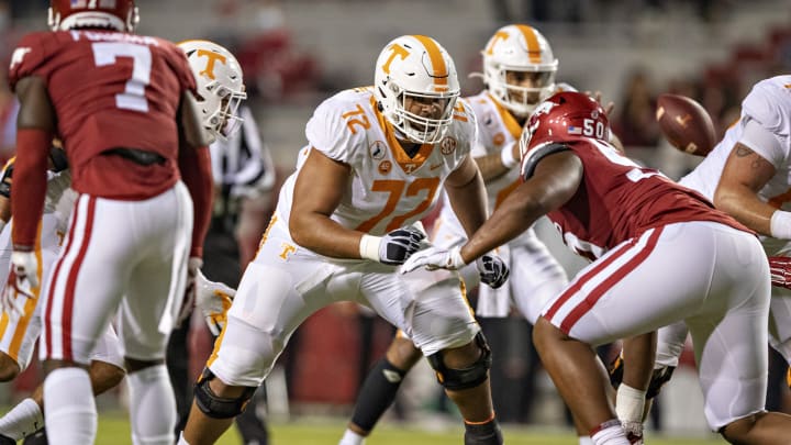 FAYETTEVILLE, AR – NOVEMBER 7: Darnell Wright #72 of the Tennessee Volunteers. (Photo by Wesley Hitt/Getty Images)