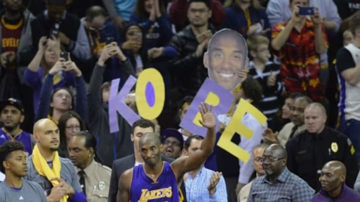 Feb 10, 2016; Cleveland, OH, USA; Los Angeles Lakers forward Kobe Bryant (24) waves to the crowd near the end of a 120-111 loss to the Cleveland Cavaliers at Quicken Loans Arena. Mandatory Credit: David Richard-USA TODAY Sports