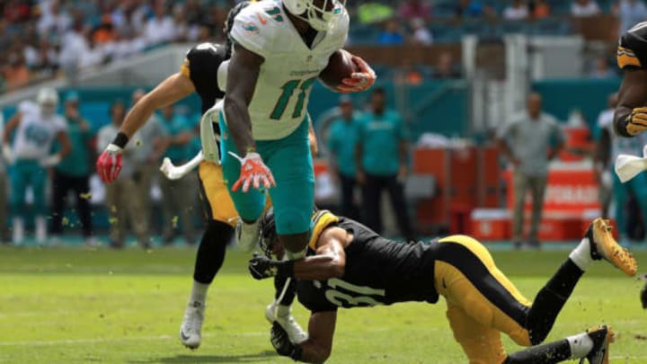 MIAMI GARDENS, FL – OCTOBER 16: DeVante Parker #11 of the Miami Dolphins rushes after a catch during a game against the Pittsburgh Steelers on October 16, 2016 in Miami Gardens, Florida. (Photo by Mike Ehrmann/Getty Images)