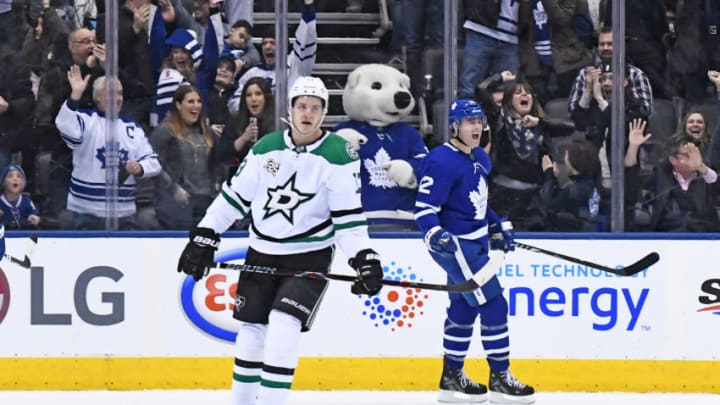 TORONTO, ON - MARCH 14: Toronto Maple Leafs Left Wing Patrick Marleau (12) celebrates with the crowd after scoring the tying goal late in the third period during the regular season NHL game between the Dallas Stars and Toronto Maple Leafs on March 14, 2018 at Air Canada Centre in Toronto, ON. (Photo by Gerry Angus/Icon Sportswire via Getty Images)