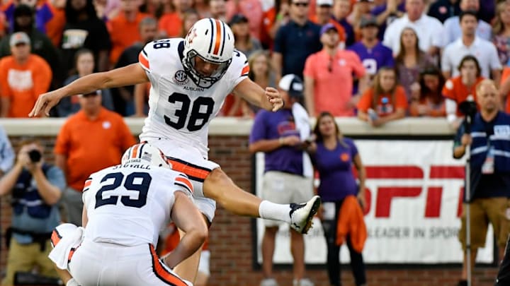 (Photo by Mike Comer/Getty Images) Daniel Carlson