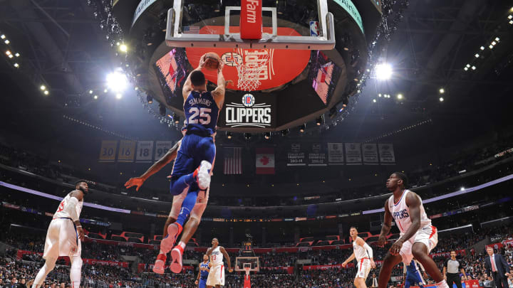 LOS ANGELES, CA – NOVEMBER 13: Ben Simmons #25 of the Philadelphia 76ers catches an alley-opp for a dunk against the LA Clippers on November 13, 2017 at STAPLES Center in Los Angeles, California. NOTE TO USER: User expressly acknowledges and agrees that, by downloading and/or using this Photograph, user is consenting to the terms and conditions of the Getty Images License Agreement. Mandatory Copyright Notice: Copyright 2017 NBAE (Photo by Andrew D. Bernstein/NBAE via Getty Images)