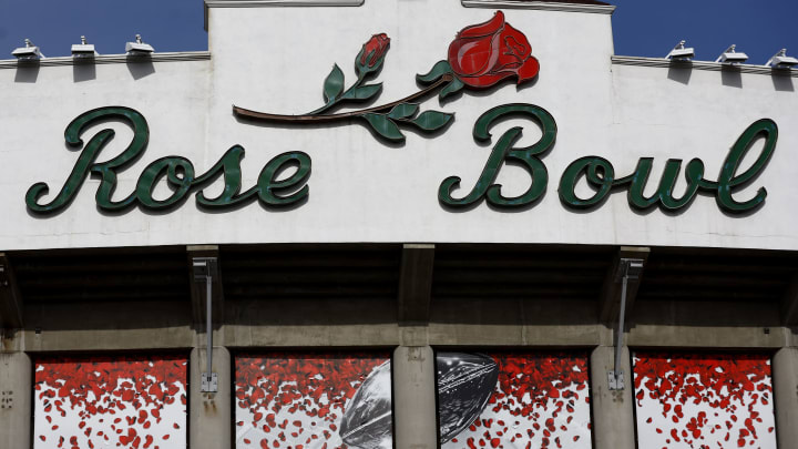 PASADENA, CALIFORNIA – JANUARY 02: A detailed view of the Rose Bowl sign is seen on the stadium prior to the 2023 Rose Bowl Game between the Penn State Nittany Lions and the Utah Utes at Rose Bowl Stadium on January 02, 2023 in Pasadena, California. (Photo by Ronald Martinez/Getty Images)