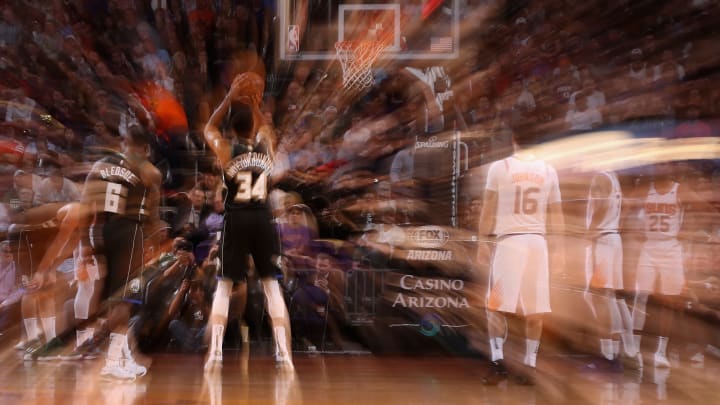 Giannis Antetokounmpo Phoenix Suns (Photo by Christian Petersen/Getty Images)