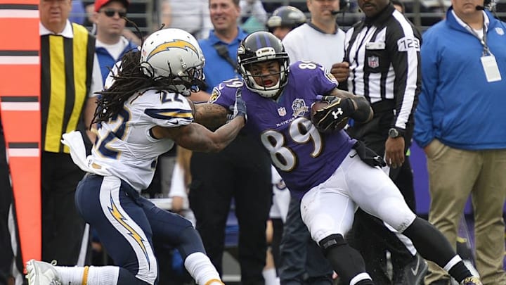 Nov 1, 2015; Baltimore, MD, USA; Baltimore Ravens wide receiver Steve Smith (89) stiff arms San Diego Chargers cornerback Jason Verrett (22) during the third quarter at M&T Bank Stadium. The Ravens won 29-26. Mandatory Credit: Tommy Gilligan-USA TODAY Sports