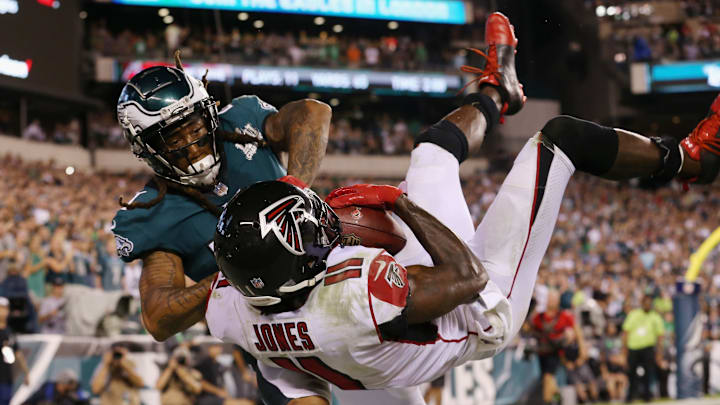 PHILADELPHIA, PA – SEPTEMBER 06: Julio Jones #11 of the Atlanta Falcons is unable to make a reception in the end zone as he is defended by Ronald Darby #21 of the Philadelphia Eagles during the fourth quarter at Lincoln Financial Field on September 6, 2018 in Philadelphia, Pennsylvania. (Photo by Mitchell Leff/Getty Images)