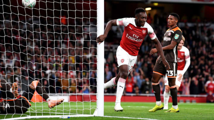 LONDON, ENGLAND - SEPTEMBER 26: Danny Welbeck of Arsenal celebrates after he scores his sides second goal during the Carabao Cup Third Round match between Arsenal and Brentford at Emirates Stadium on September 26, 2018 in London, England. (Photo by Shaun Botterill/Getty Images)