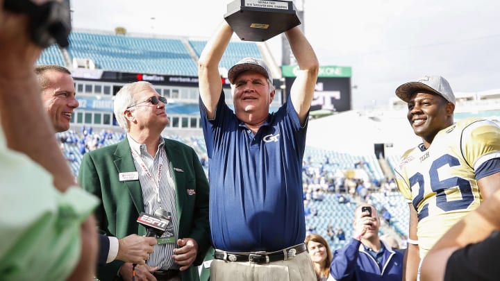 NCAA Football: TaxSlayer Bowl-Kentucky vs Georgia Tech