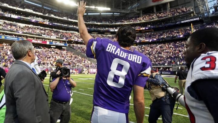 Oct 9, 2016; Minneapolis, MN, USA; Minnesota Vikings quarterback Sam Bradford (8) waves to teh stands after defeating the Houston Texans 31-13 at U.S. Bank Stadium. Mandatory Credit: Bruce Kluckhohn-USA TODAY Sports