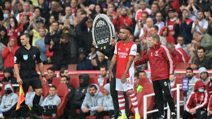 LONDON, ENGLAND – AUGUST 22: Pierre-Emerick Aubameyang of Arsenal prepares to enter the pitch as a substitute during the Premier League match between Arsenal and Chelsea at Emirates Stadium on August 22, 2021 in London, England. (Photo by Shaun Botterill/Getty Images)