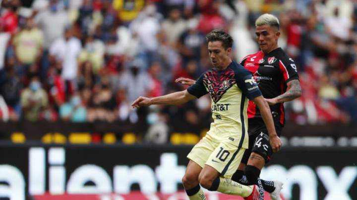 Sebastián Córdova scored the only goal América would need in its 1-0 win over Atlas Sunday. Córdova helped El Tri win a bronze medal on Tokyo. (Photo by Refugio Ruiz/Getty Images)