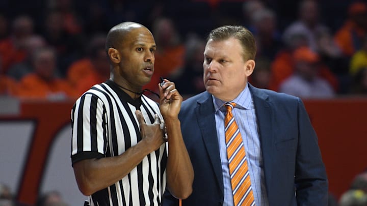 CHAMPAIGN, IL – JANUARY 10: Illinois Fighting Illini Head Coach Brad Underwood talks with Big Ten Official Steve McJunkins during a break in the action in the Big Ten Conference college basketball game between the Michigan Wolverines and the Illinois Fighting Illini on January 10, 2019, at the State Farm Center in Champaign, Illinois. (Photo by Michael Allio/Icon Sportswire via Getty Images)