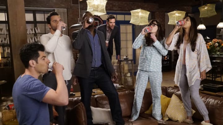 NEW GIRL: L-R: Max Greenfield, Jake Johnson, Lamorne Morris, guest star David Walton, Zooey Deschanel and Hannah Simone in the "Wedding Eve" episode of NEW GIRL airing Tuesday, May 10 (8:00-8:30 PM ET/PT) on FOX. ©2016 Fox Broadcasting Co. Cr: Jennifer Clasen