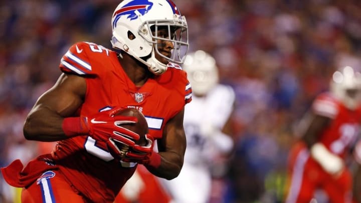 Sep 15, 2016; Orchard Park, NY, USA; Buffalo Bills tight end Charles Clay (85) runs after a catch during the first quarter against the New York Jets at New Era Field. Mandatory Credit: Kevin Hoffman-USA TODAY Sports