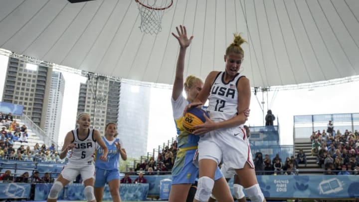 BUENOS AIRES, ARGENTINA - OCTOBER 12: Samantha Brunelle of United States fights for the ball with Veronika Kosmach of Ukraine in the Women's Preliminary Round Pool B during day 6 of Buenos Aires 2018 Youth Olympic at Urban Park Puerto Madero on October 12, 2018 in Buenos Aires, Argentina. (Photo by Marcelo Endelli/Getty Images)