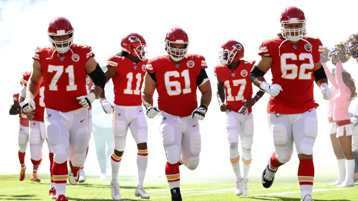 The Kansas City Chiefs take the field (Photo by Jamie Squire/Getty Images)