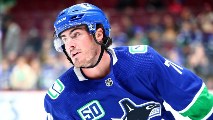 Vancouver Canucks Center Zack MacEwen warms up b (Photo by Devin Manky/Icon Sportswire via Getty Images)