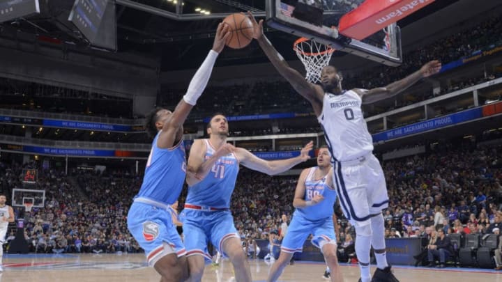 SACRAMENTO, CA - DECEMBER 21: JaMychal Green #0 of the Memphis Grizzlies rebounds against Buddy Hield #24 of the Sacramento Kings on December 21, 2018 at Golden 1 Center in Sacramento, California. NOTE TO USER: User expressly acknowledges and agrees that, by downloading and or using this photograph, User is consenting to the terms and conditions of the Getty Images Agreement. Mandatory Copyright Notice: Copyright 2018 NBAE (Photo by Rocky Widner/NBAE via Getty Images)