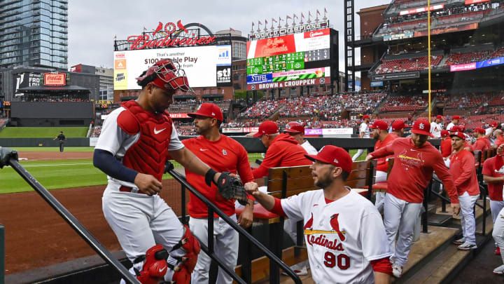 St. Louis Cardinals catcher Willson Contreras (40) is congratulated by manager Oliver Marmol (37) and pitching coach Dusty Blake (90). Mandatory Credit: Jeff Curry-USA TODAY Sports