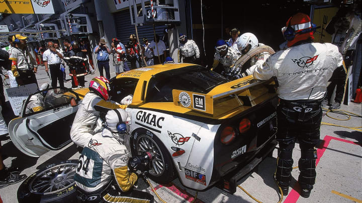 17 Jun 2000: The Corvette C5-R of Pilgrim, Freon and Collins in the pits during the Le Mans 24 Hour Race at La Circuit de la Sarthe in Le Mans, France. Mandatory Credit: Mike Hewitt /Allsport