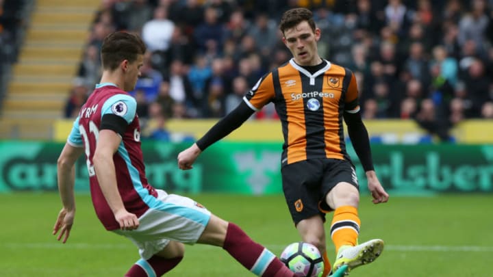HULL, ENGLAND - APRIL 01: Sam Byram of West Ham United (L) attempts to stop Andrew Robertson of Hull City (R) during the Premier League match between Hull City and West Ham United at KCOM Stadium on April 1, 2017 in Hull, England. (Photo by Nigel Roddis/Getty Images)
