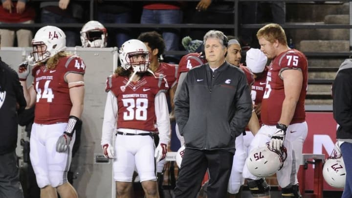 Nov 12, 2016; Pullman, WA, USA; Washington State Cougars head coach Mike Leach looks on against the California Golden Bears during the first half at Martin Stadium. Mandatory Credit: James Snook-USA TODAY Sports