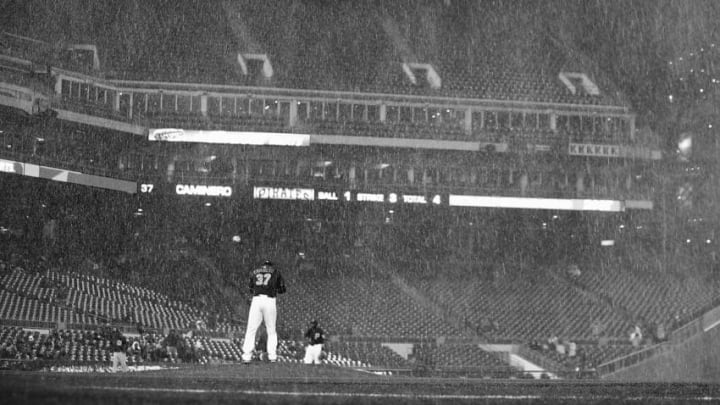 PITTSBURGH, PA - APRIL 22: Sleet and snow falls onto the field in the top of the seventh inning during the game between the Pittsburgh Pirates and the Chicago Cubs at PNC Park on April 22, 2015 in Pittsburgh, Pennsylvania. (Photo by Jared Wickerham/Getty Images)