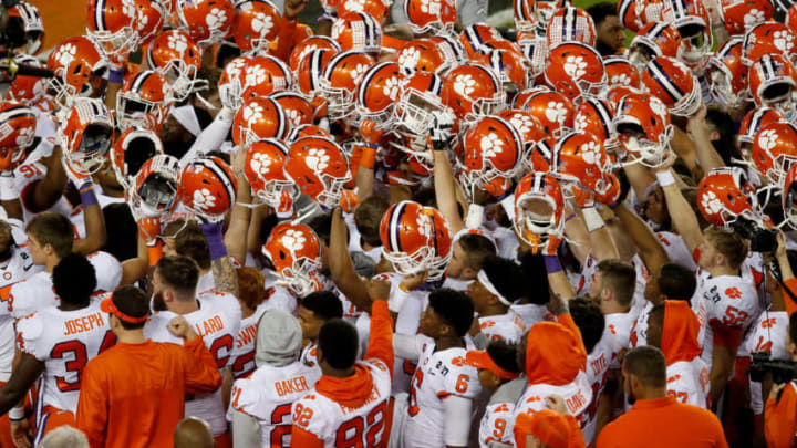 TAMPA, FL - JANUARY 09: The Clemson Tigers huddle before taking on the Alabama Crimson Tide in the 2017 College Football Playoff National Championship Game at Raymond James Stadium on January 9, 2017 in Tampa, Florida. (Photo by Brian Blanco/Getty Images)