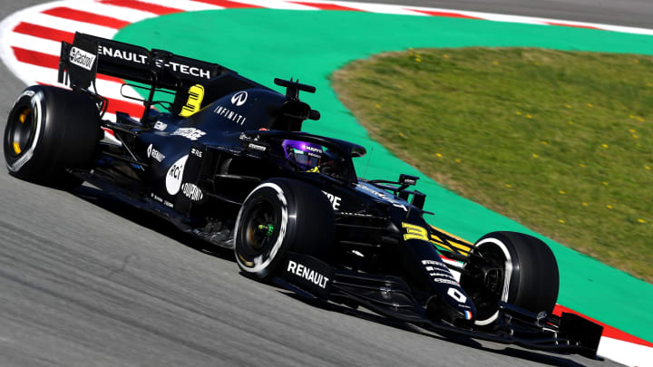 BARCELONA, SPAIN – FEBRUARY 26: Daniel Ricciardo of Australia driving the (3) Renault Sport Formula One Team RS20 (Photo by Mark Thompson/Getty Images)