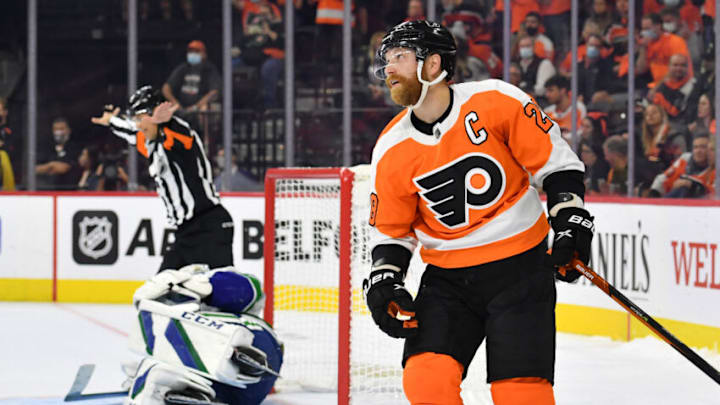 Oct 15, 2021; Philadelphia, Pennsylvania, USA; Philadelphia Flyers center Claude Giroux (28) reacts after Vancouver Canucks goaltender Thatcher Demko (35) made a save against him during the shootout period at Wells Fargo Center. Mandatory Credit: Eric Hartline-USA TODAY Sports