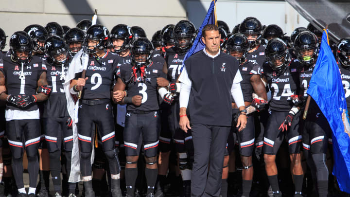 CINCINNATI, OH – NOVEMBER 03: Head Coach Luke Fickell of the Cincinnati Bearcats takes the team onto the field before the game against the Navy Midshipmen at Nippert Stadium on November 3, 2018 in Cincinnati, Ohio. (Photo by Justin Casterline/Getty Images)