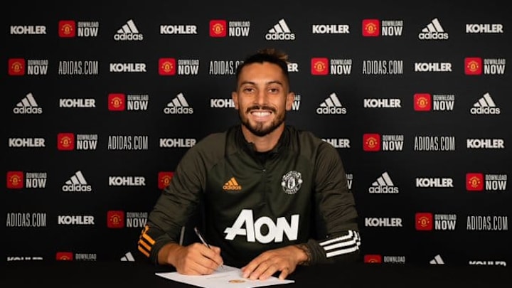 Alex Telles // twitter.com/manutd