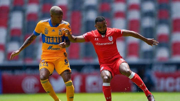 Toluca v Tigres Toluca v Tigres