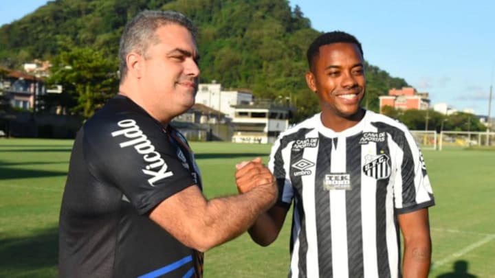 Robinho habría vuelto por cuarta vez al Santos