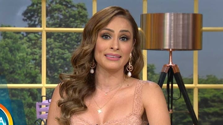 Cynthia Rodríguez no se acerca a sus compañeros de vla Cynthia Rodríguez no se acerca a sus compañeros de vla